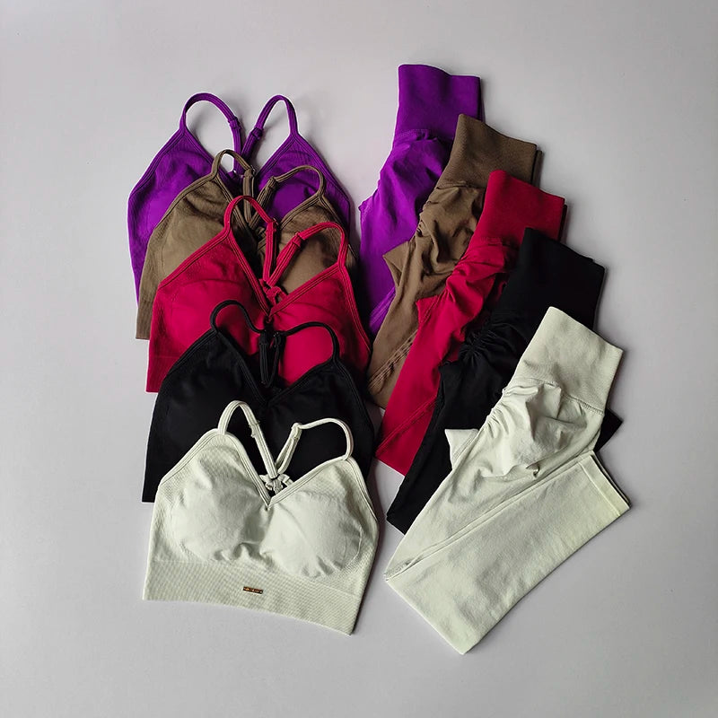 FlexFit Curve Set – Seamless yoga &amp; fitness set with V-neck and high-waist leggings
