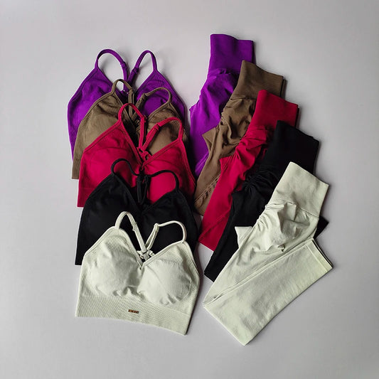 FlexFit Curve Set – Nahtloses Yoga- & Fitness-Set mit V‑Ausschnitt & High-Waist-Leggings